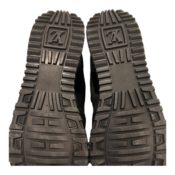 Louis Vuitton Run Away Sneaker size 39/8.5 Black Brown Gold LV Women’s shoe-Sold - Picture 11 of 16